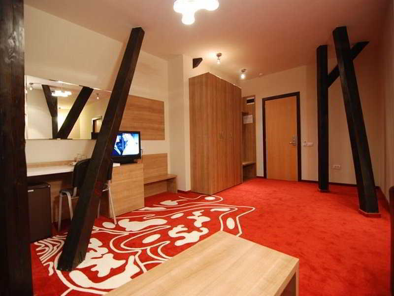 Hotel Ave Lux Sacele Ngoại thất bức ảnh
